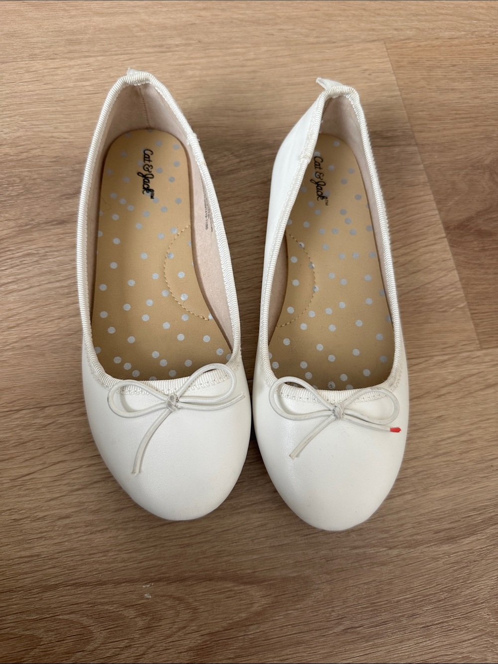 Cat & Jack White Girls Ballet Flats with Bow Size 1